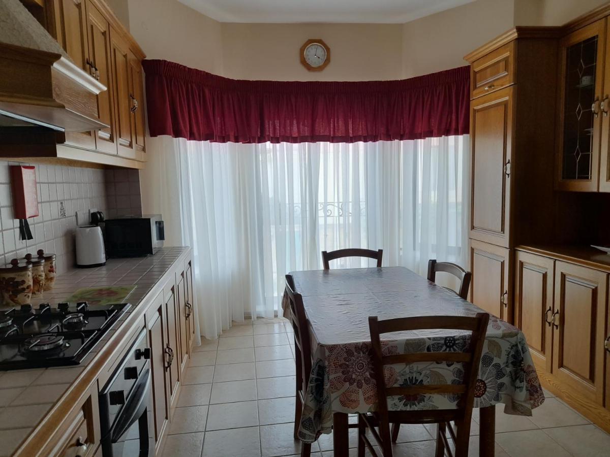 Silver Shadow Holiday Maisonette Marsaxlokk Exterior photo